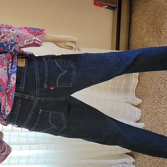 Levi jeans - Picture 2 of 5